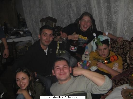 poze revelion - poza de grup cu ''shreck'' :P - priveshte....